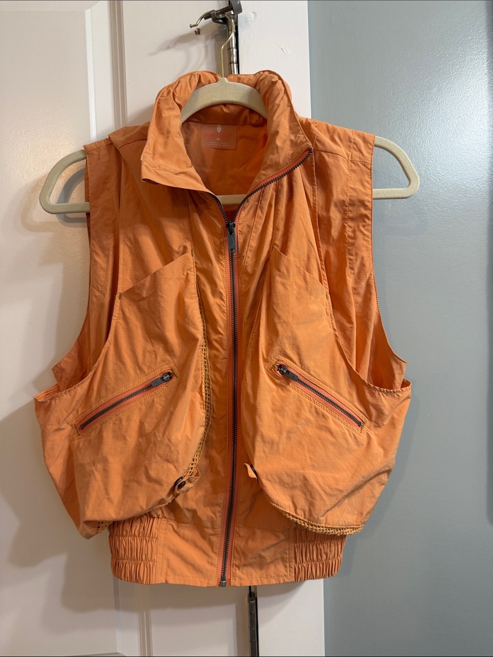 FP Movement off the grid utility vest rare Orange color size XS